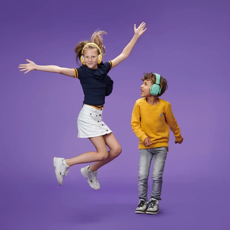 Alpine Muffy Protectores de Oído para Niños 5-16 Años Cascos Antirruido Protección Auditiva Banda Ajustable Azul