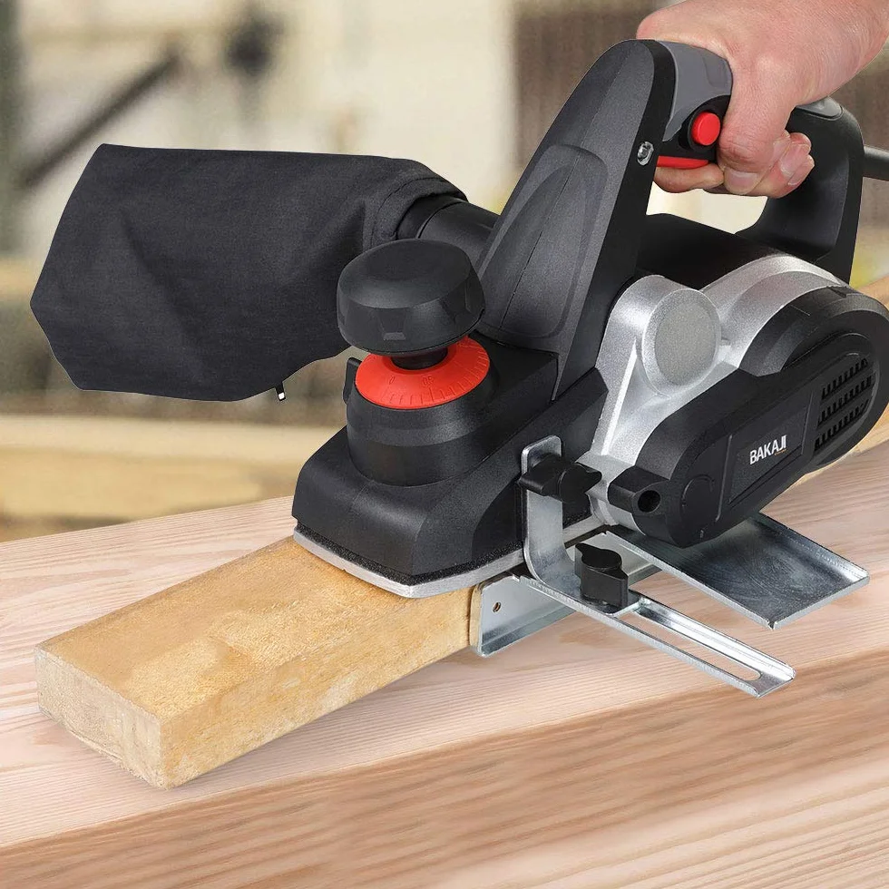 Bakaji Cepilladora eléctrica potencia 900 W lijadora cepilladora madera velocidad 16500 rpm ancho corte 82 mm profundidad ajustable 0-3 mm con aspirador integrado bolsa + guía paralelo