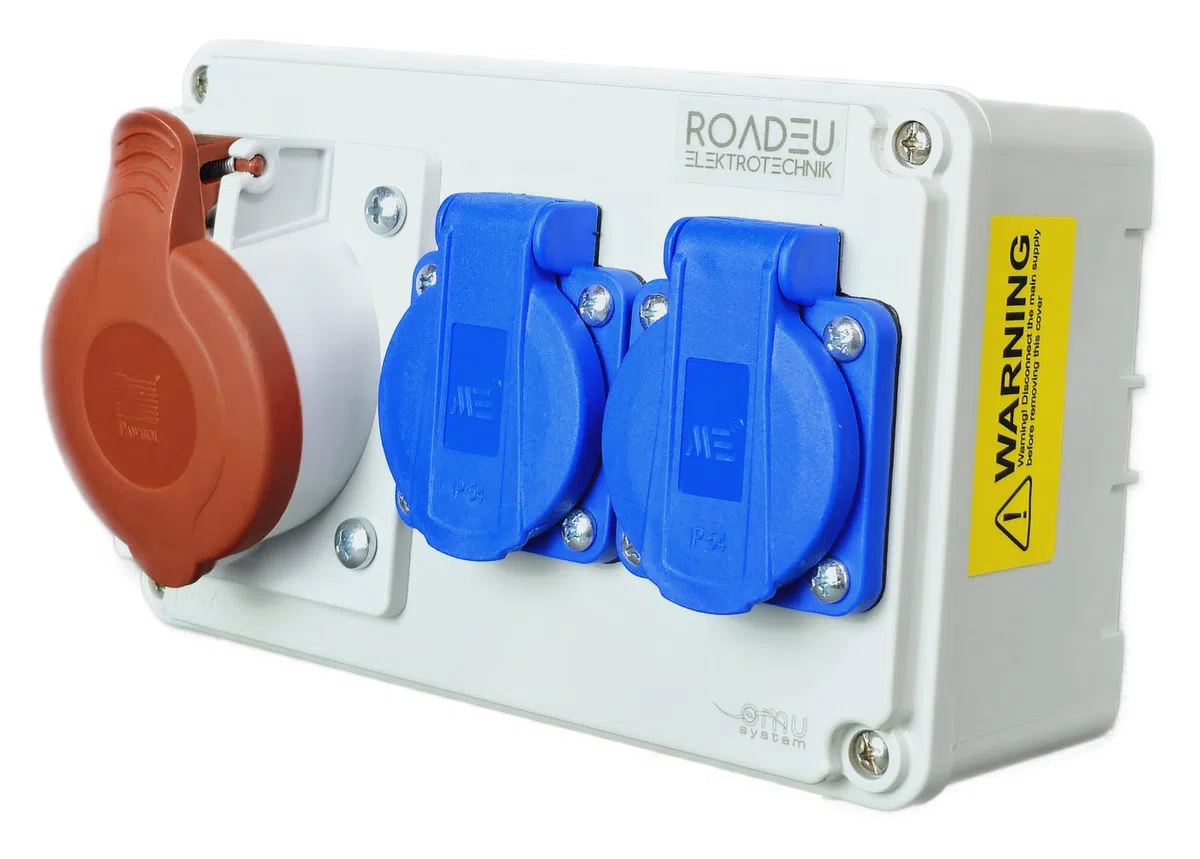 RoadEu - Toma de pared combinada - CEE 16A y 2x Schuko - Distribuidor de enchufes - Distribuidor de corriente de 16A, IP44 Ideal para Taller, Cobertizo y Fábricas.