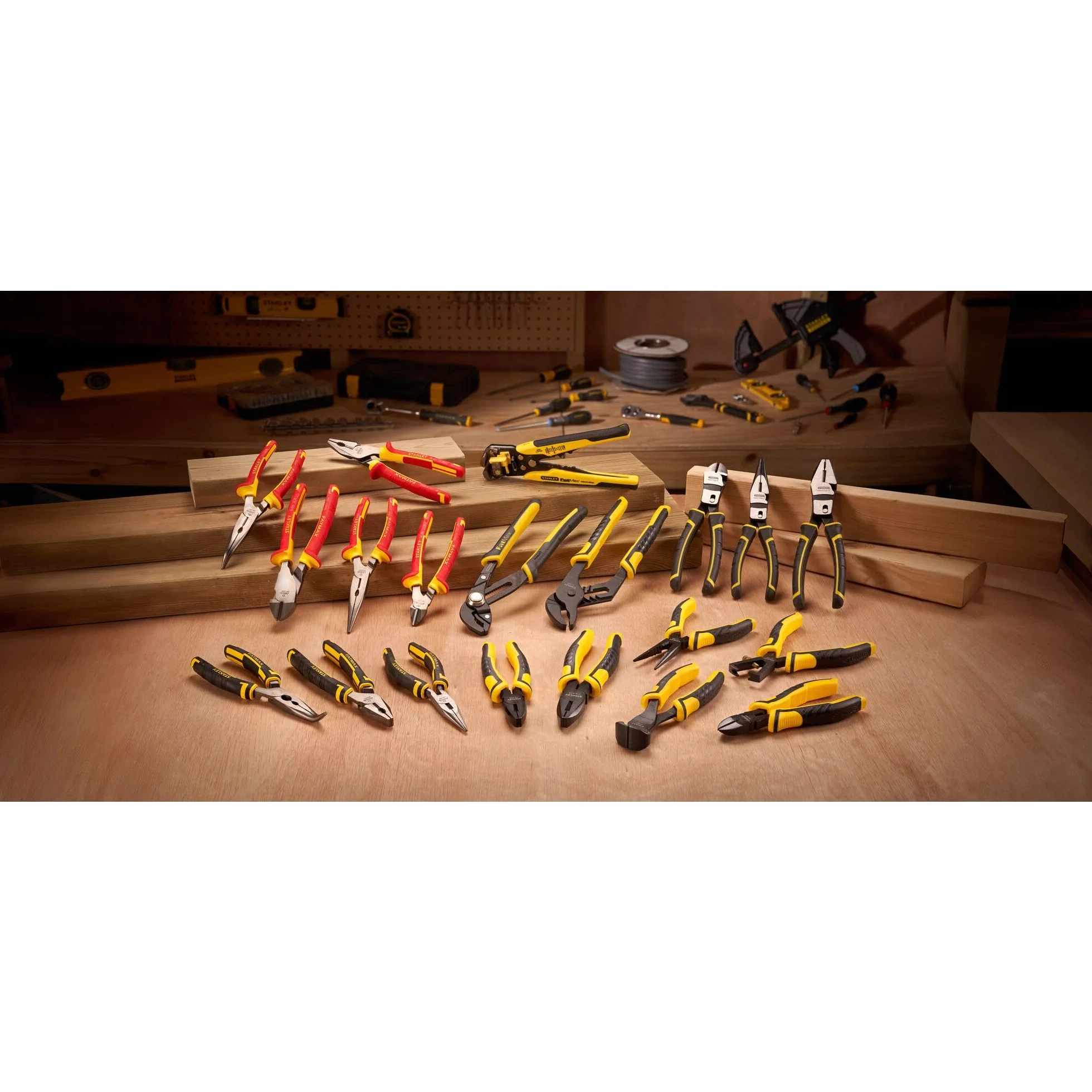Stanley Fmht0-96230 - Alicate Pelacables Automatico, Negro, Amarillo