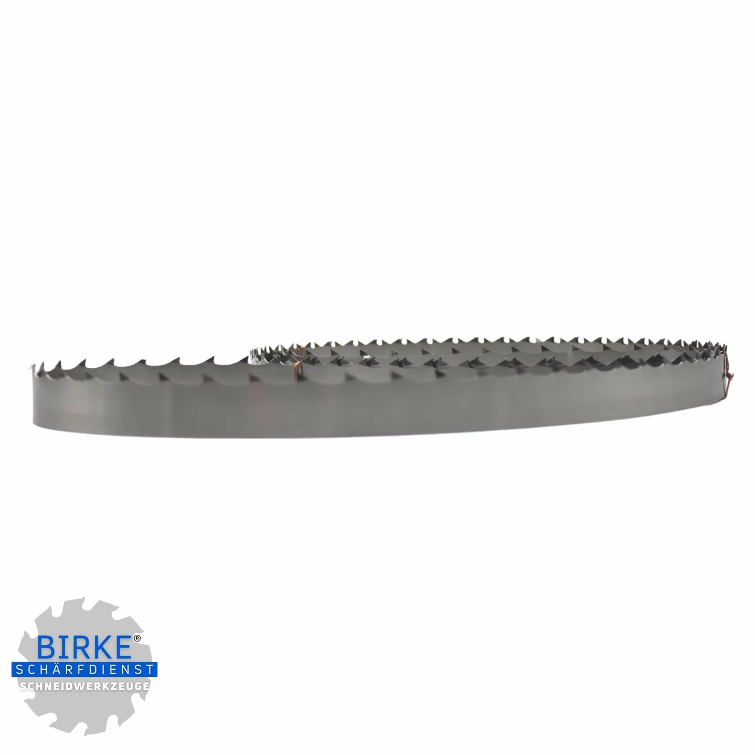 ZT22 - Hoja de sierra de cinta para aserraderos móviles (2760-4800 mm, longitud: 32-40 mm, ancho: 4670 x 32 x 1,1 mm)