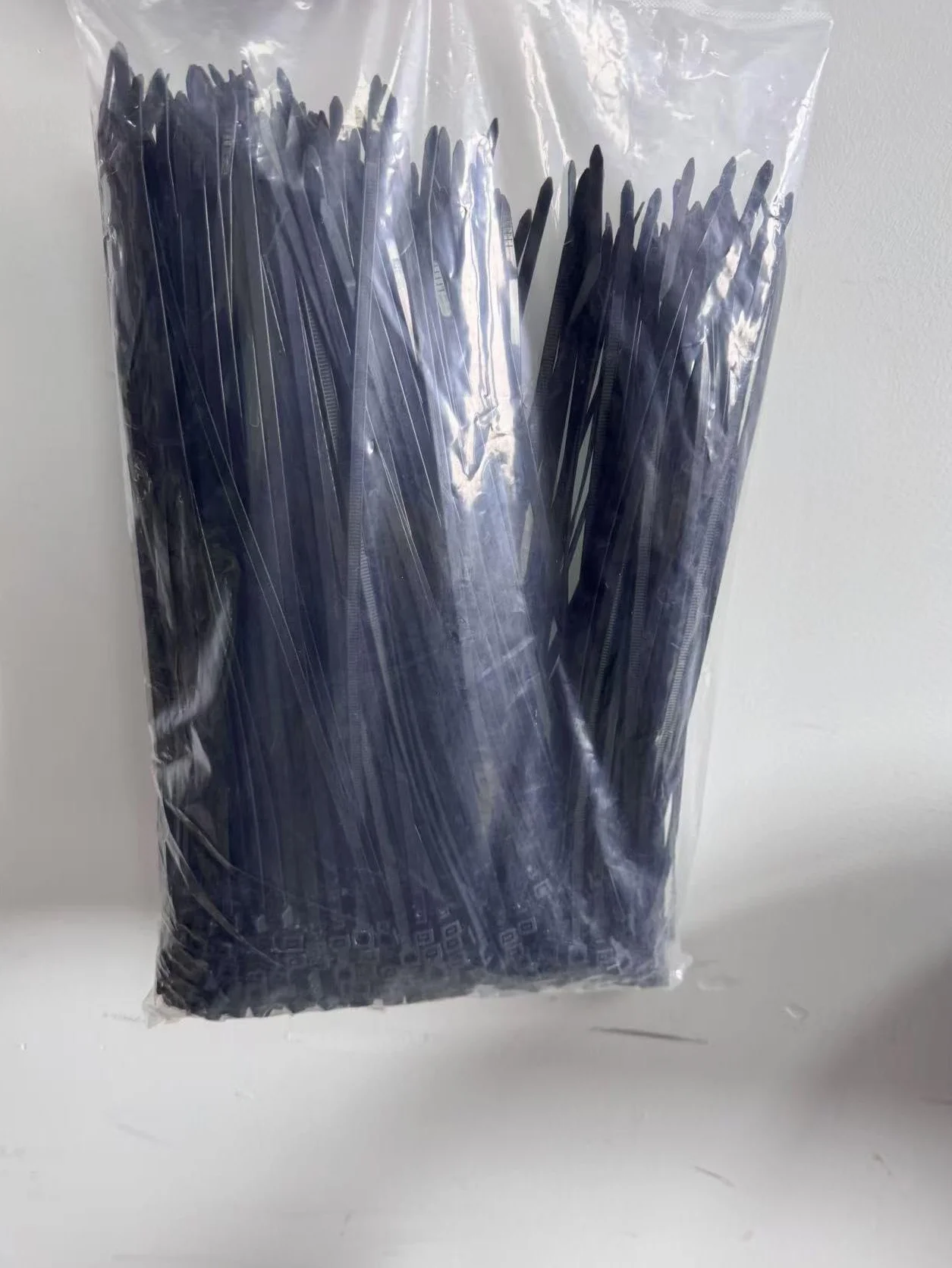 XINGO 1000 Piezas 300mm x 4.8mm Bridas para Cables Negras Resistentes UV